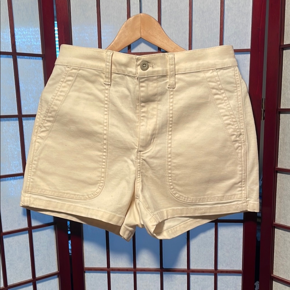 Women's Cream Shorts